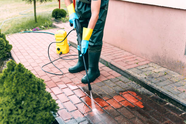 Best Playground Equipment Cleaning  in Eastwood, LA