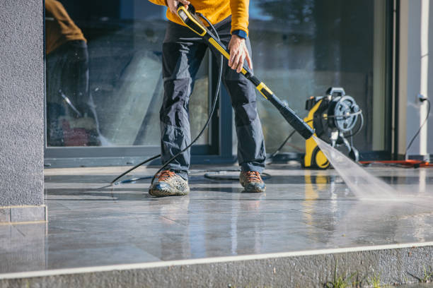 Best Gas Station Cleaning  in Eastwood, LA